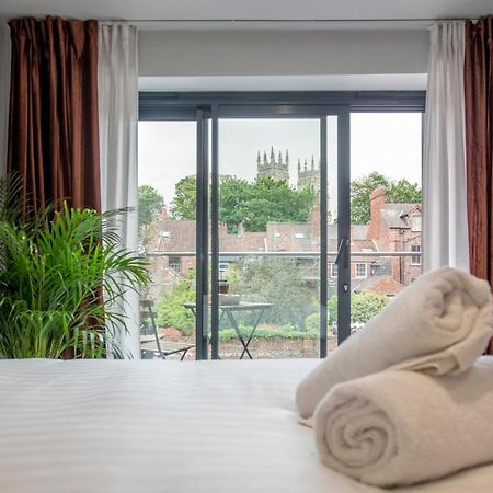 The Quadrant - The Carillon Suite ยอร์ค ภายนอก รูปภาพ